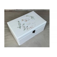 Hochzeitsbox, Erinnerungskiste Floral mit Schrift im Kranz,  zur Hochzeit personalisiert