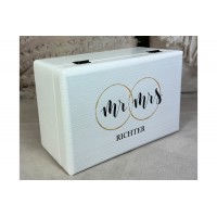 Reminder box with wedding motif mr and mrs golden rings