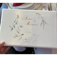 Hochzeitsbox Floral, Eukalyptus Kranz, Erinnerungskiste Hochzeit personalisiert